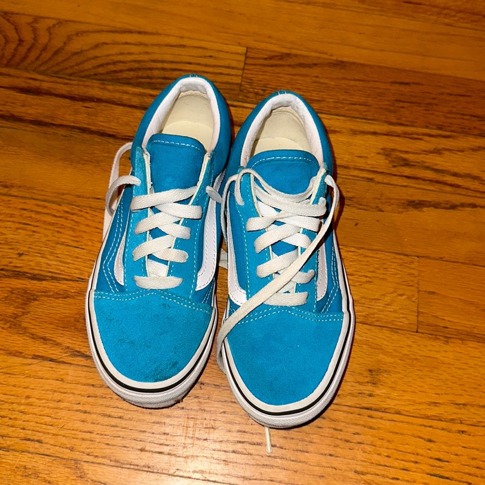 Vans low top sneakers little boys size 2